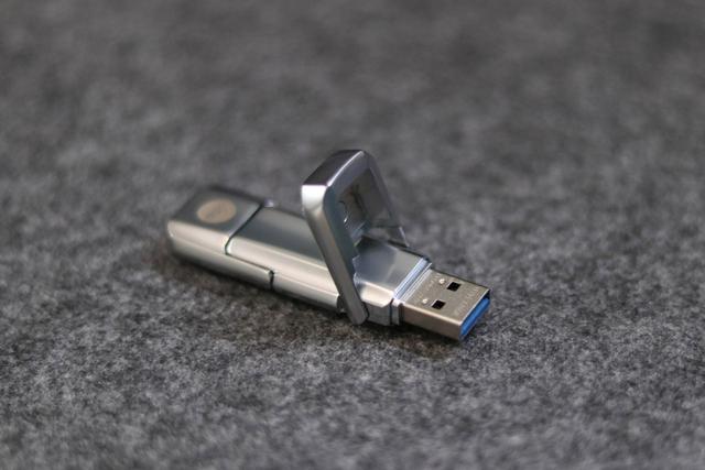 硬盘和固态硬盘的区别是什么（固态硬盘和固态u盘哪个好）(7)