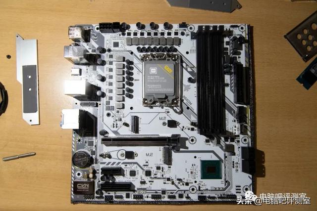 七彩虹电脑怎么样(七彩虹b660m gaming frozen测评)(17)