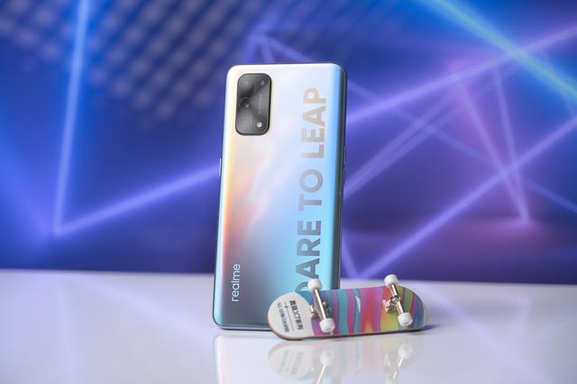 realme真我x7pro参数配置（realme x7 pro手机值得买吗）(1)