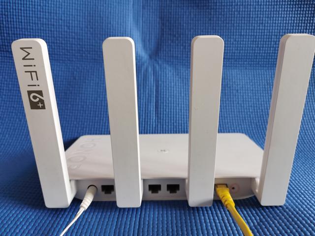 如何在手机上修改wifi密码（自己安装WiFi和改名改密码的方法）(3)