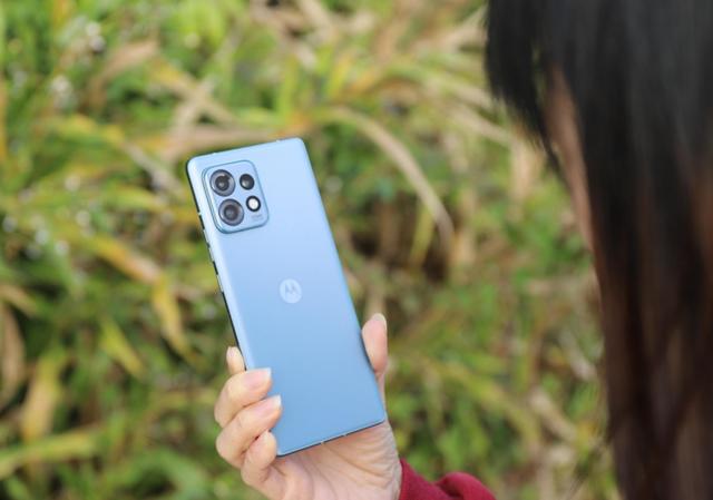 性价比最好的手机有哪些(目前最值得入手的旗舰机手机)(6)