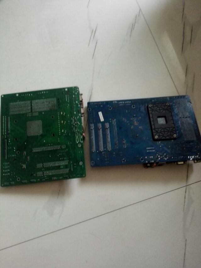 电脑屏幕不亮了是怎么回事(计算机不显示或屏幕不亮解决方法)(1)