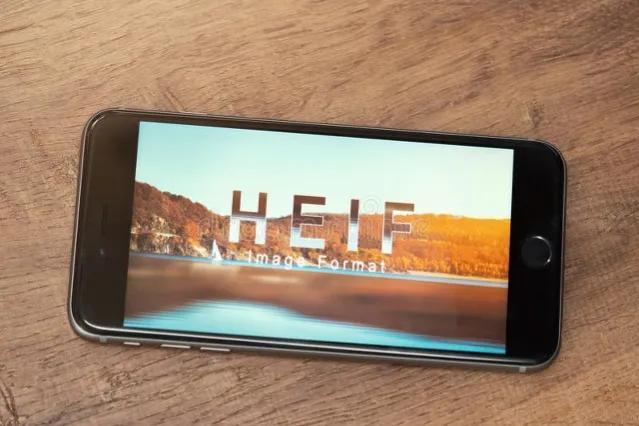 苹果手机黑屏怎么办（苹果手机黑屏死机的解决办法）(3)