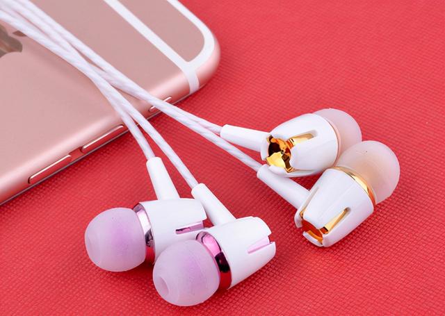 电脑没声音是怎么回事（电脑没有声音在哪里设置）(3)