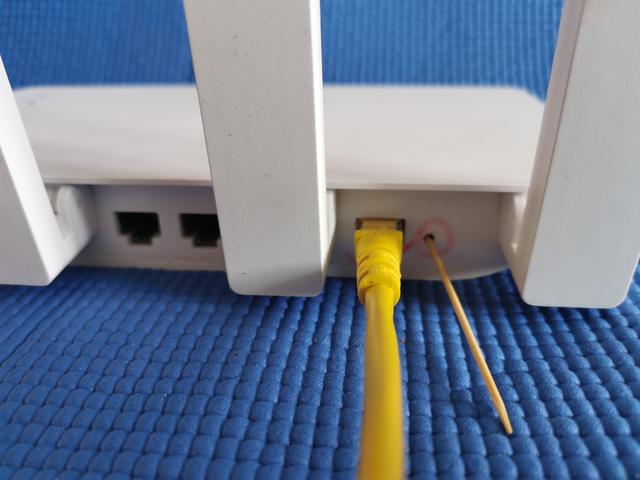 如何在手机上修改wifi密码（自己安装WiFi和改名改密码的方法）(5)