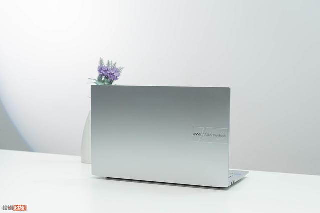 华硕显卡怎么样（华硕无畏Pro15 2022评测）(2)