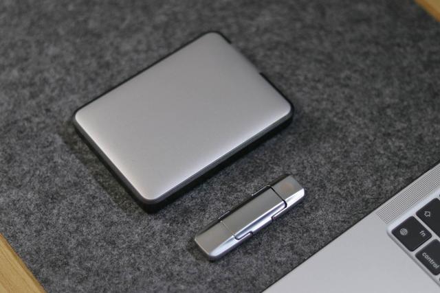 硬盘和固态硬盘的区别是什么（固态硬盘和固态u盘哪个好）(10)