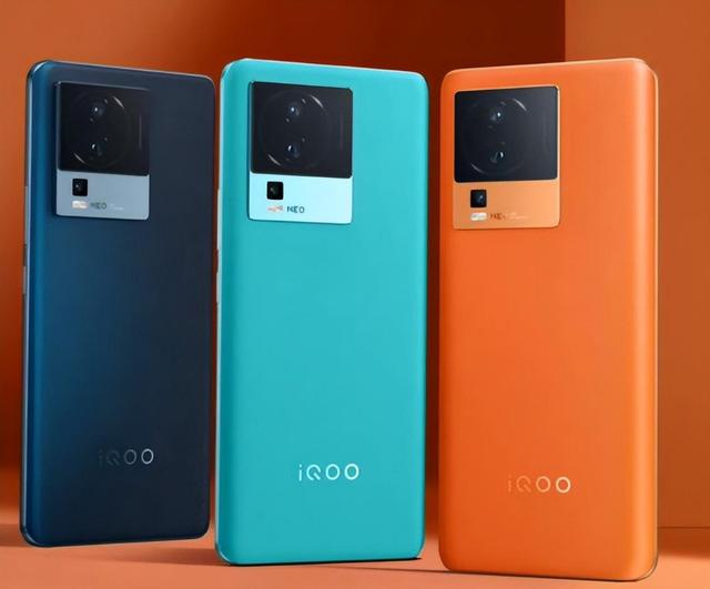 性价比最好的手机有哪些(目前最值得入手的旗舰机手机)(1)