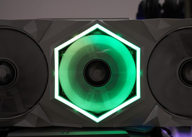 影驰名人堂显卡怎么样（影驰名人堂3090ti限量版测评）(29)