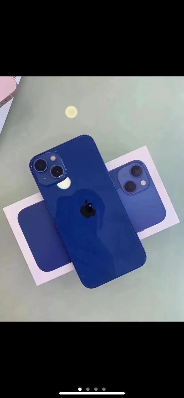 怎么贴手机膜（手机贴膜的正确方法）(2)