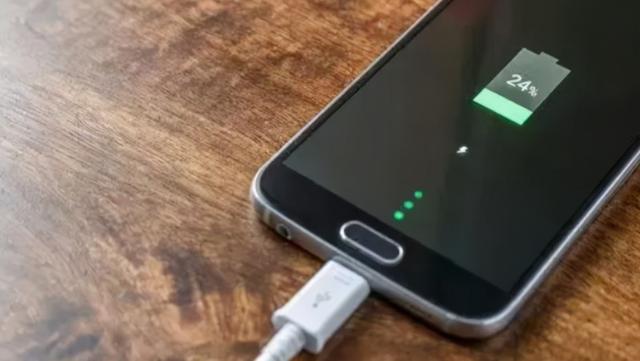 手机电池不耐用怎么办（手机电池耗电快教你一招快速解决）(1)