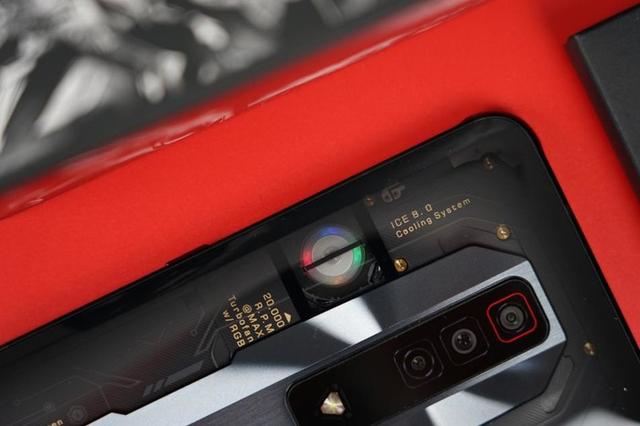 红魔是什么牌子的手机（红魔7氘锋透明版评测）(11)