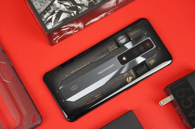 红魔是什么牌子的手机（红魔7氘锋透明版评测）(56)