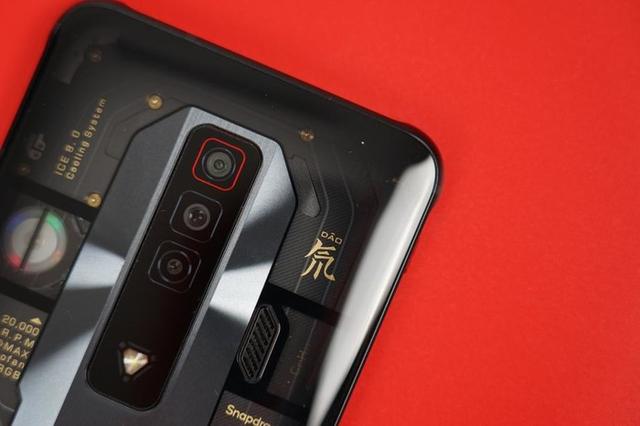 红魔是什么牌子的手机（红魔7氘锋透明版评测）(27)