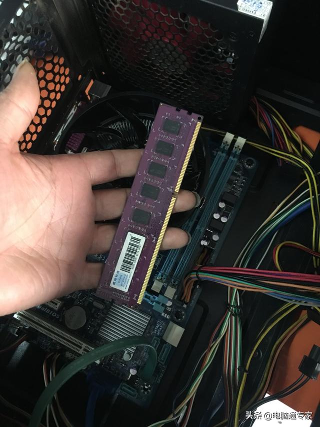 台式电脑启动不了怎么解决（台式电脑开机不显示处理方法）(3)