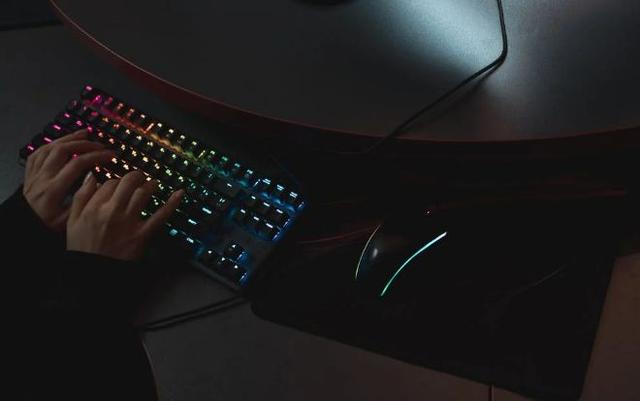 笔记本键盘打不出字怎么回事（键盘打不出字的解决办法）(1)