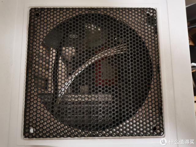 主机机箱风扇怎么装（关于加装机箱风扇的几种固定方法）(4)