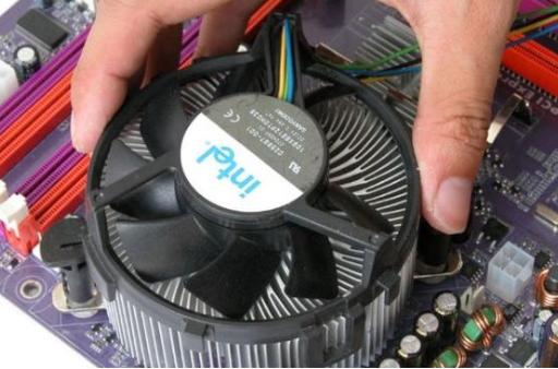 电脑突然自动关机怎么回事（图文详解电脑自动关机是什么原因）(1)