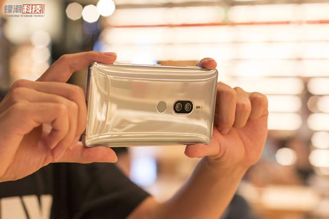 索尼xz2premium参数配置(索尼xperia xz2推荐购买吗)(33)