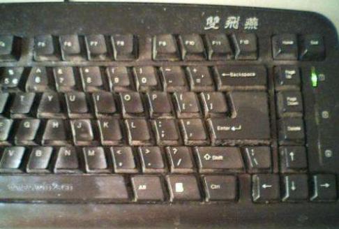 键盘清洗方法小妙招（键盘太容易脏了怎么办）(1)