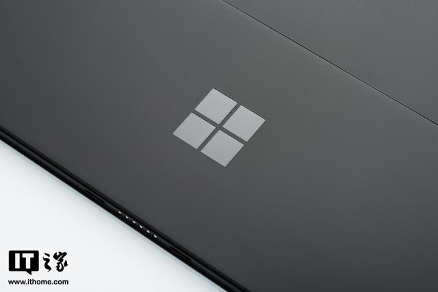微软平板电脑二合一好用吗（微软Surface Pro 7详细评测）(10)