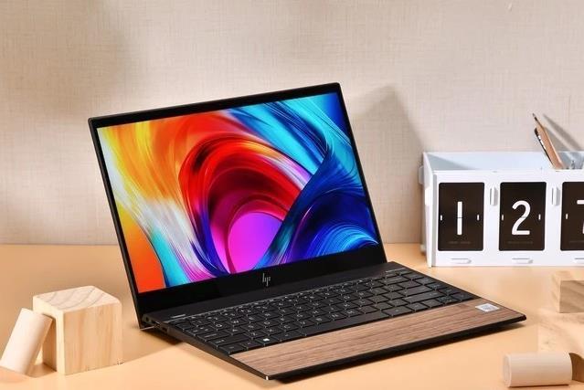 笔记本静电怎么消除（笔记本电脑释放静电的最简单方法）(3)