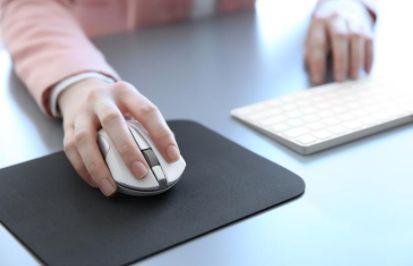 电脑鼠标怎么用（正确使用鼠标的姿势）(2)