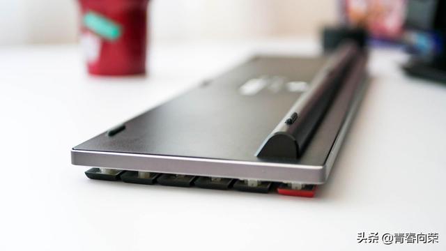 狼蛛机械键盘怎么样（狼蛛F2090超薄无线机械键盘体验）(10)