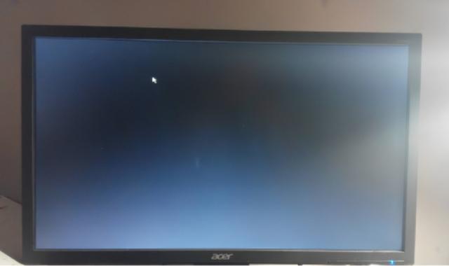 电脑启动黑屏了怎么办（电脑一启动就黑屏的问题该如何处理）(1)