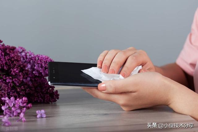 手机说话对方听声音小是怎么回事（手机声音小了怎么办教你一招）(2)