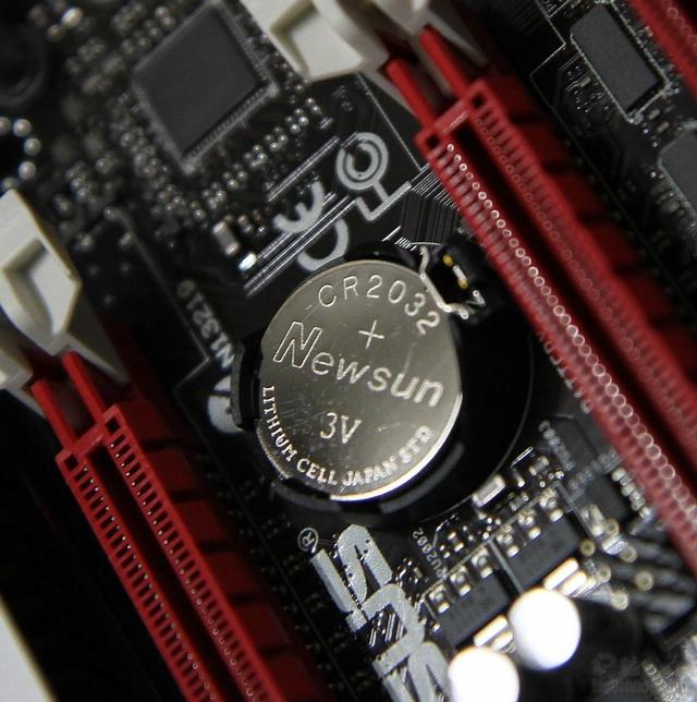 电脑打不开一直黑屏怎么办（电脑黑屏开不了机解决方法）(4)