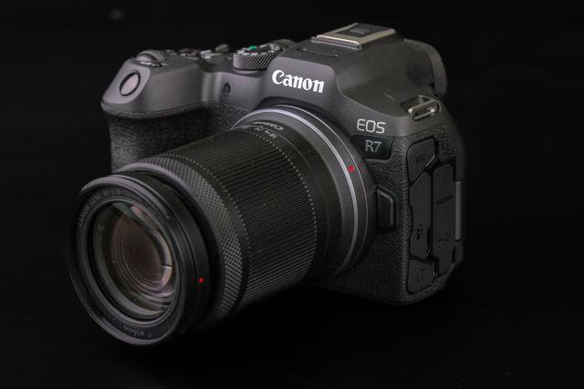 佳能eosr7怎么样（佳能r7值得拥有吗）(2)