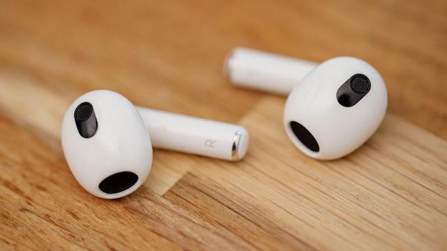 苹果耳机airpods三代怎么样（苹果蓝牙耳机airpods3全测评）(3)