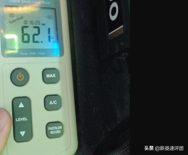 风扇声音太大怎么降噪（电脑降低风扇噪音的小妙招）(1)
