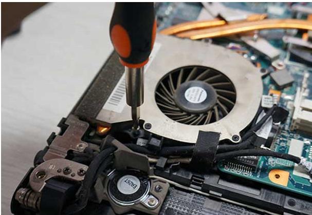 显示器闪烁抖动是什么原因（电脑闪屏详细处理方法）(5)